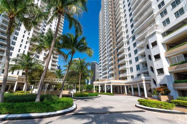 Courts Brickell Key, 801 Brickell Key Blvd #3112, Miami, Florida 33131, image 2