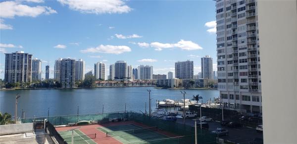 Commodore Plaza Tower, 2750 NE 183rd St #409, Aventura, Florida 33160, image 2