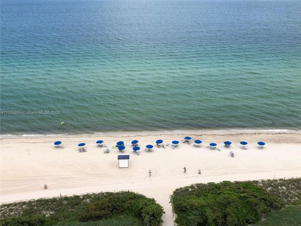 Oceanside Plaza, 5555 Collins Ave #14D, Miami Beach, Florida 33140, image 1