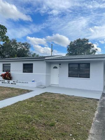 Riverdale Estates, 3470 NW 208th St, Miami Gardens, Florida 33056, image 2