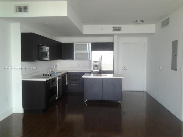 The Ivy At Riverfront, 90 SW 3rd St #4007, Miami, Florida 33130, image 2