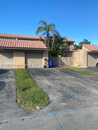 Golfwood, 20571 NE 6th Ct, Ives Estates, Florida 33179, image 2