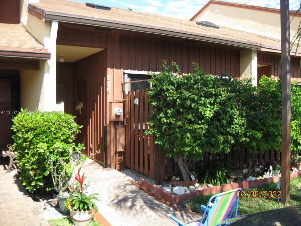Sandpiper Woods, 407 SE 14th St, Dania Beach, Florida 33004, image 1