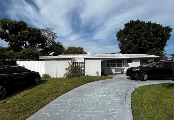 Fairway Park, 9851 SW 165th Ter, Palmetto Estates, Florida 33157, image 2