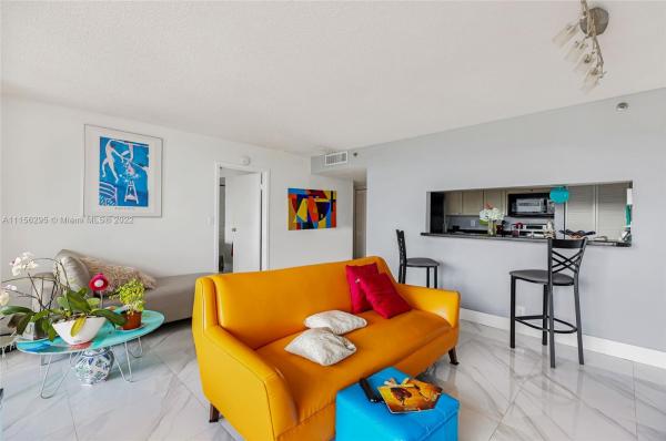 The Grandview Palace, 7601 SE Treasure Dr #922, North Bay Village, Florida 33141, image 2