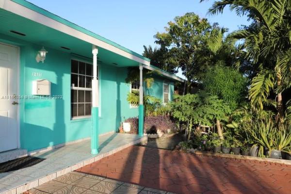 Royale Green, 12711 SW 51st St, Kendale Lakes, Florida 33175, image 2