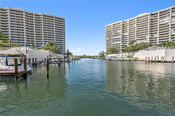 Sea Ranch Club Of Boca, 4101 N Ocean Blvd #306, Boca Raton, Florida 33431, image 2