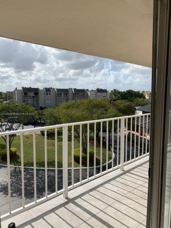 Kings Creek South, 7727 SW 86th St #A1-406, Kendall, Florida 33143, image 2