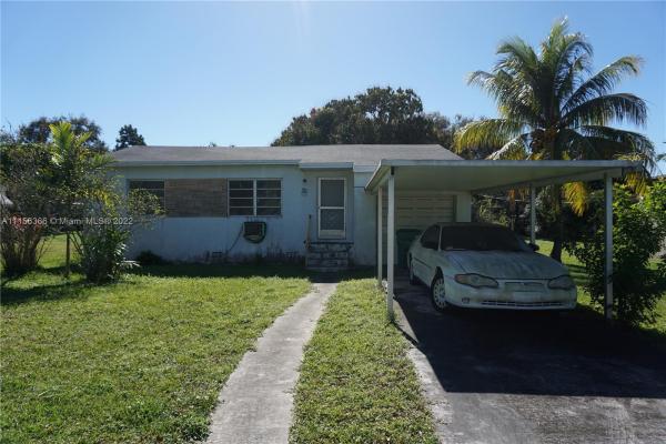 Biscayne Gardens, 164 NW 144th St, Golden Glades, Florida 33168, image 2