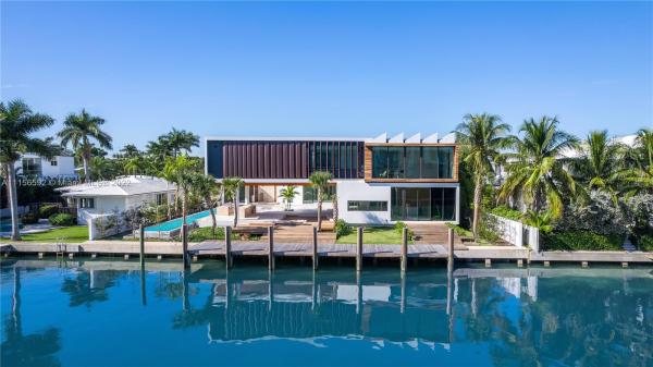 Bay Harbor Islands Residential, 9525 E Broadview Dr, Bay Harbor Islands, Florida 33154, image 1