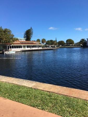 Watergate, 2741 Taft St #302, Hollywood, Florida 33020, image 2