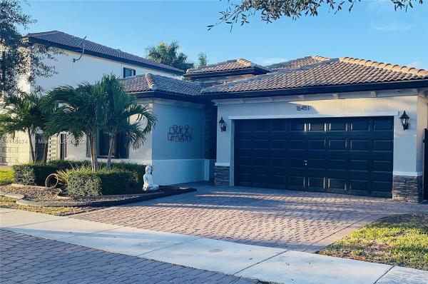 Interlaken, 16451 SW 44th St, Kendale Lakes, Florida 33185, image 2