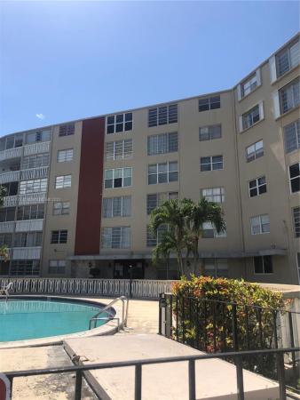1475 Terra Towers, 1475 NE 125th Ter #203B, North Miami, Florida 33161, image 2