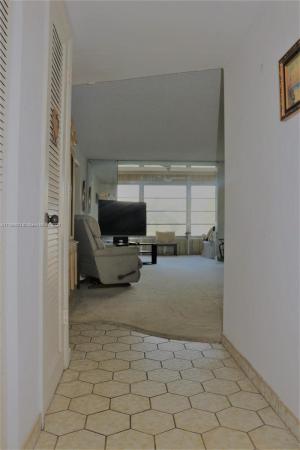 Sunrise Lakes 2, 8200 Sunrise Lakes Blvd #201, Sunrise, Florida 33322, image 1