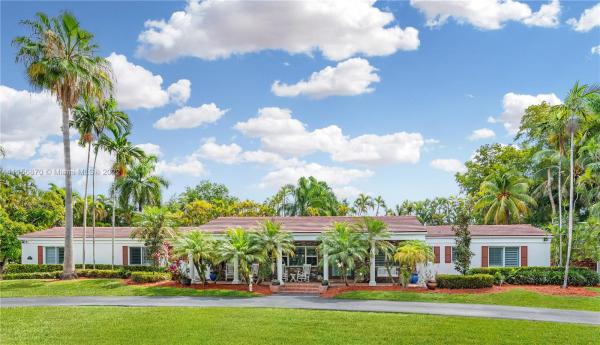 Riviera, 5825 Maynada St, Coral Gables, Florida 33146, image 2