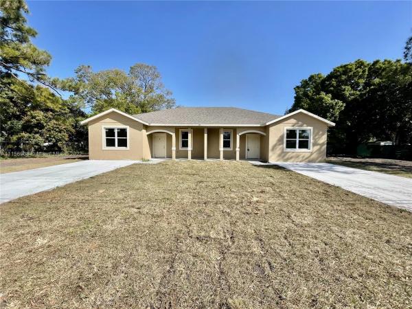 Amy Anna Park, 306 18th N Ct, Fort Pierce, Florida 34950, image 2