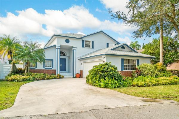 Greenwich Lakeside, 14642 SW 145th Ter, Country Walk, Florida 33186, image 2