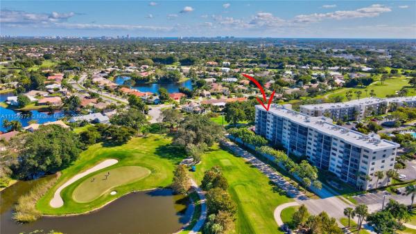 The Palms Of Deer Creek, 2400 Deer Creek Country Club Blvd #202-1, Deerfield Beach, Florida 33442, image 2