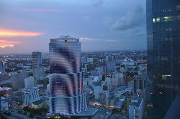 Epic Hotel & Residences, 200 Biscayne Boulevard Way #5202, Miami, Florida 33131, image 1