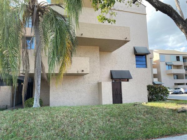 The Terraces, 10500 SW 108th Ave #B104, Kendall, Florida 33176, image 2