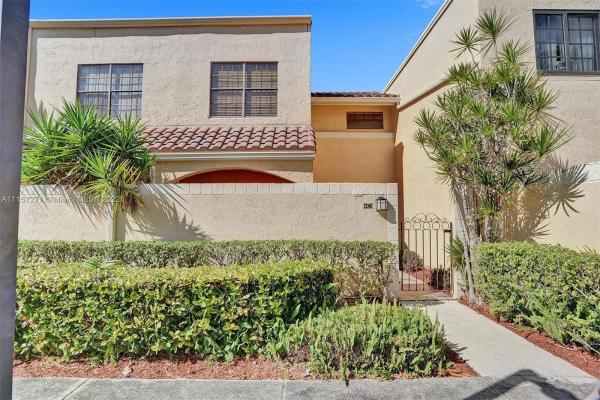 Mariner Village Townhouses, 20940 Bay Ct #336-3, Aventura, Florida 33180, image 2