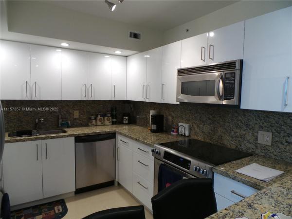 5600 Collins, 5600 Collins Ave #5V, Miami Beach, Florida 33140, image 2