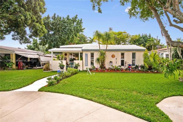 Fulford By The Sea, 1266 NE 182nd St, North Miami Beach, Florida 33162, image 2