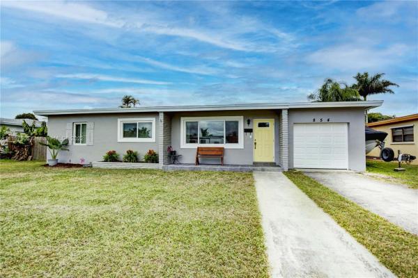 Newport, 854 NW 9th St, Homestead, Florida 33030, image 2