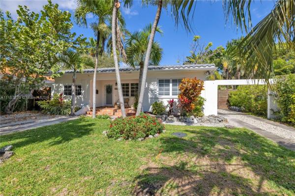 Acadia, 803 NE 70th St, Miami, Florida 33138, image 2