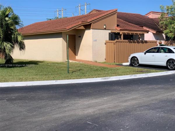 Tamiami Lakes Townhomes, 1340 SW 135th Ct #1340, Tamiami, Florida 33184, image 1