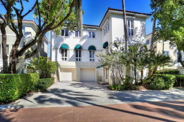 Bayshore Villas, 3523 Bayshore Villas Dr, Miami, Florida 33133, image 2