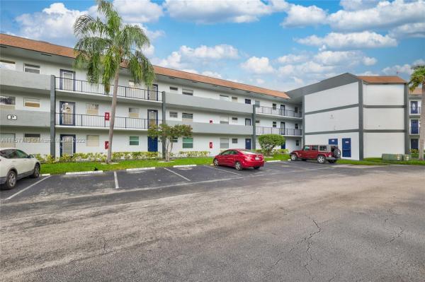 Sands Point, 8340 Sands Point Blvd #P303, Fort Lauderdale, Florida 33321, image 1