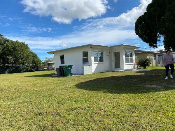 Sunny Haven, 26701 SW 137 Ct #, Naranja, Florida 33032, image 2