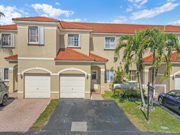 Bridgeport Villas, 12661 SW 143rd Ln #12661, Three Lakes, Florida 33186, image 2