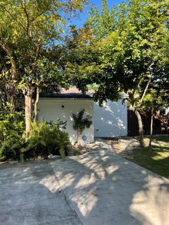 Fulford By The Sea, 2031 NE 180th St, North Miami Beach, Florida 33162, image 2