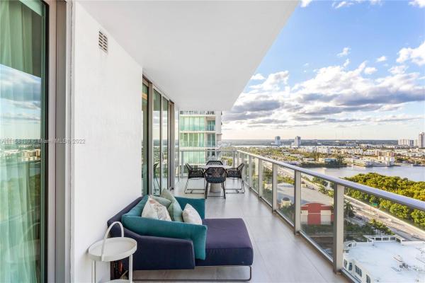 Parque Towers, 300 Sunny Isles Blvd #4-2107, Sunny Isles Beach, Florida 33160, image 2