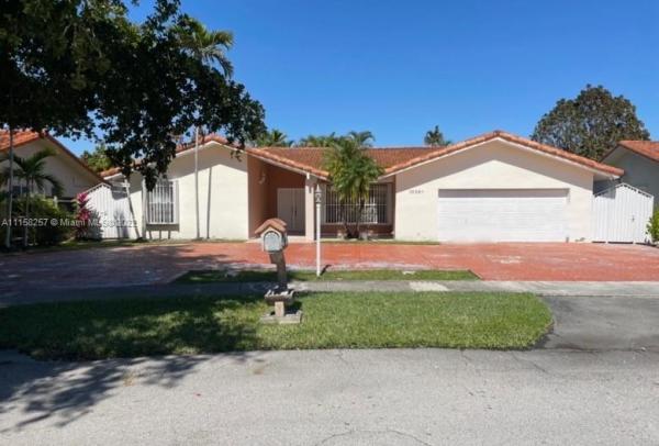 Las Palmas, 10381 SW 14th St, University Park, Florida 33174, image 2
