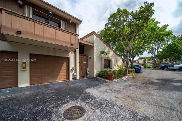 Greenglades, 11455 SW 109th Rd #3D, Kendall, Florida 33176, image 2
