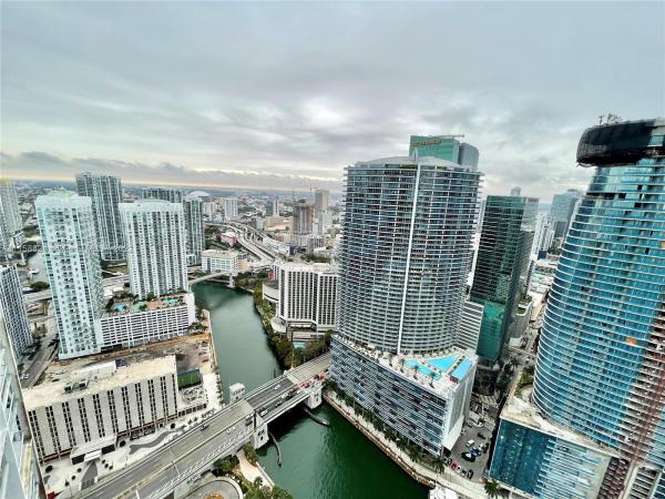 Icon Brickell Tower 1, 465 Brickell Ave #4906, Miami, Florida 33131, image 1