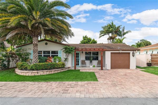 Lake Cove, 913 S Lakeside Pl, Lantana, Florida 33462, image 2