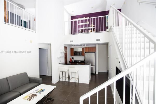 Met 1, 300 S Biscayne Blvd #LL02, Miami, Florida 33131, image 2