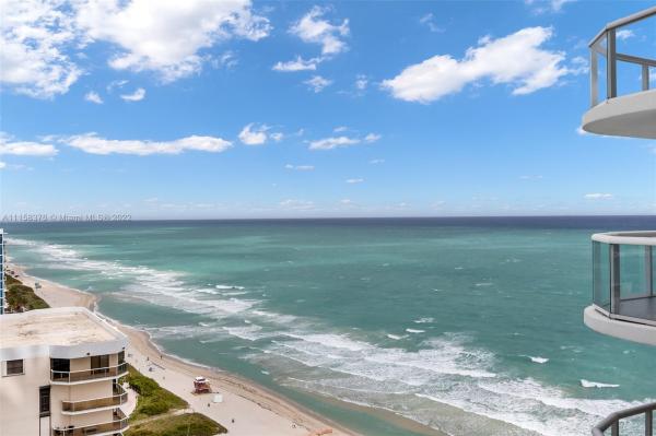 Akoya, 6365 Collins Ave #2311, Miami Beach, Florida 33141, image 2