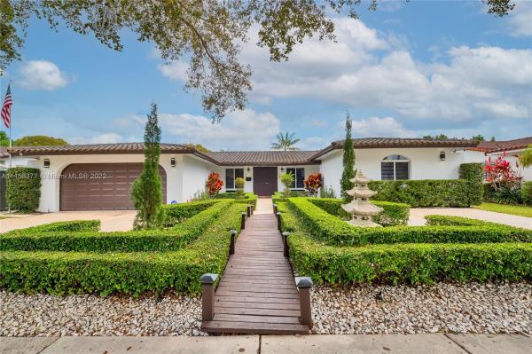 Miami Lakes Residential, 14711 Palmetto Palm Ave, Miami Lakes, Florida 33014, image 2