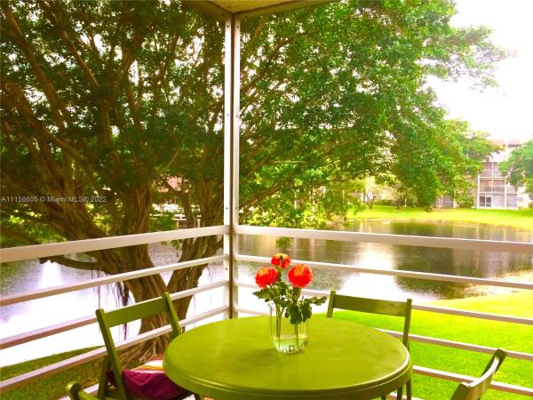 Lagoon Place, 9230 Lagoon Pl #217, Davie, Florida 33324, image 1