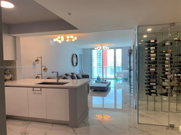 Parque Towers, 330 Sunny Isles Blvd #5-1003, Sunny Isles Beach, Florida 33160, image 2