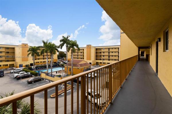 Waterview, 14931 SW 82nd Ln #18-406, Kendall West, Florida 33193, image 2