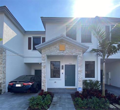 The Edge On 20th, 1918 SW 5th Blvd, Fort Lauderdale, Florida 33312, image 1