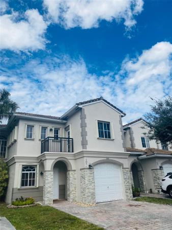 Kendall Village Townvillas, 8321 SW 124th Ave #101, Kendale Lakes, Florida 33183, image 2