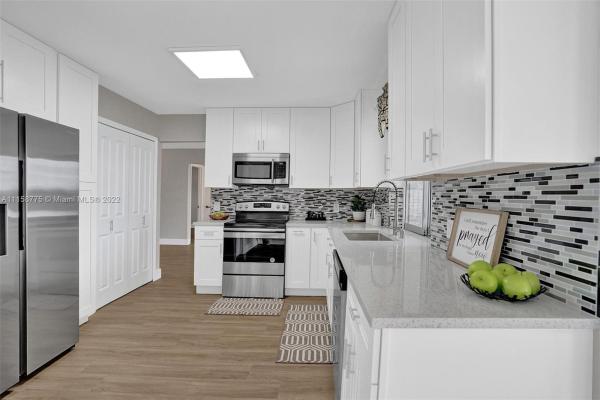 Twin Lakes, 11610 NW 32nd Mnr, Sunrise, Florida 33323, image 2