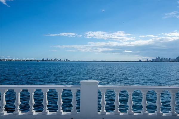 North Bay Island, 1353 Bay Ter, North Bay Village, Florida 33141, image 2